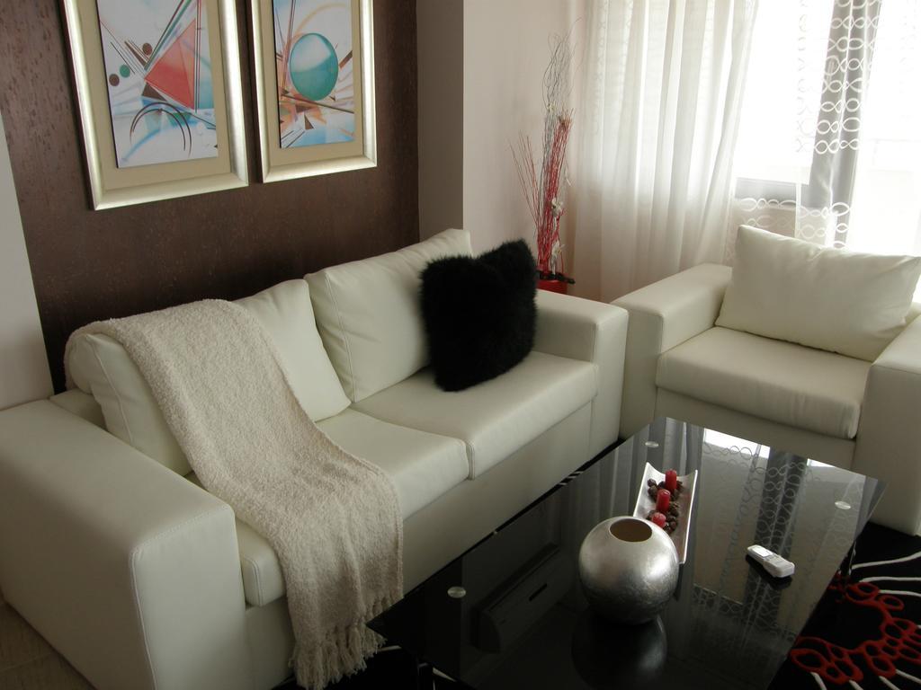 Aparthotel Regina Mare Tsarevo Rom bilde